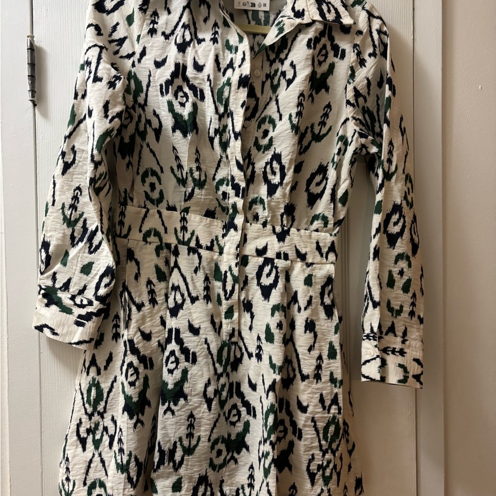 Zara Cream and Black Cuffed Sleeve Dress
